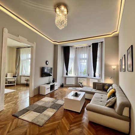 Krisztina Apartments บูดาเปสต์ ภายนอก รูปภาพ