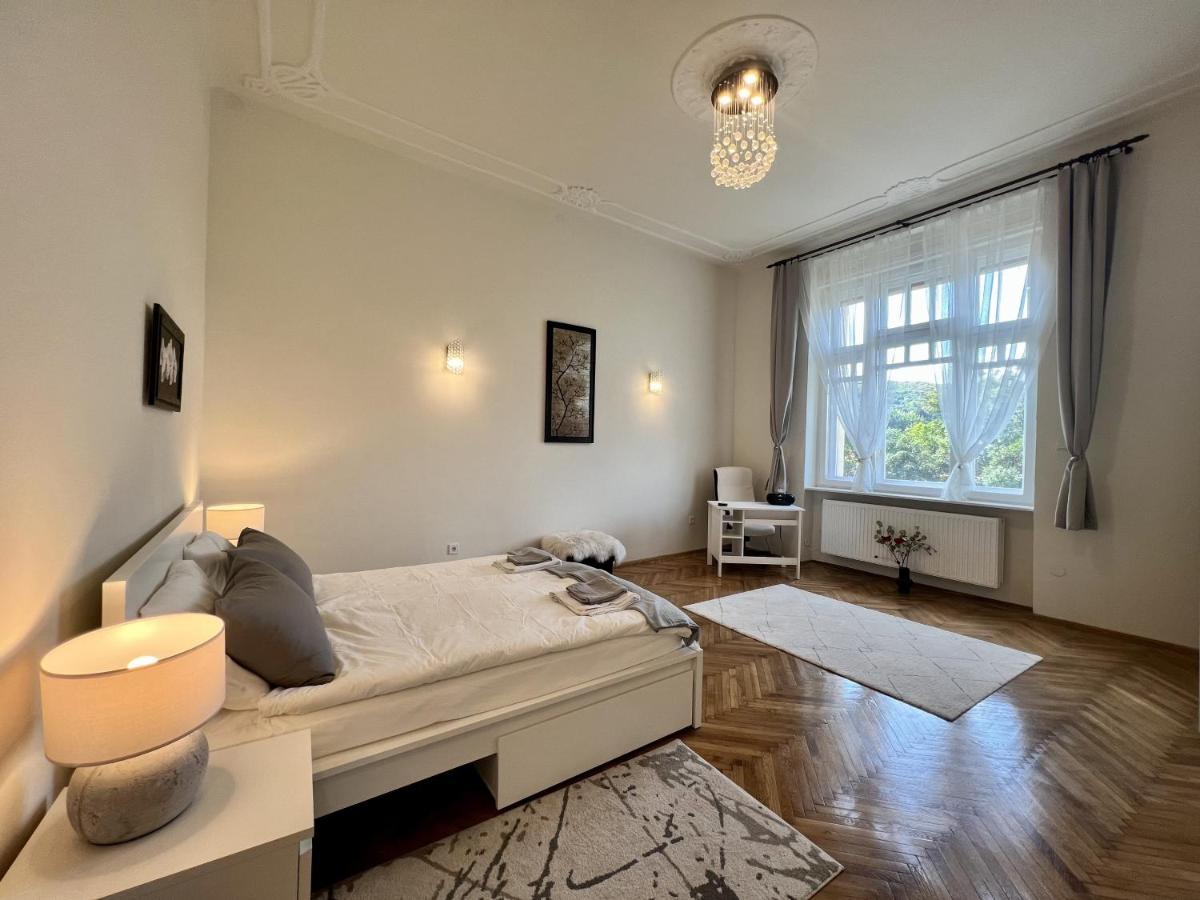 Krisztina Apartments บูดาเปสต์ ภายนอก รูปภาพ